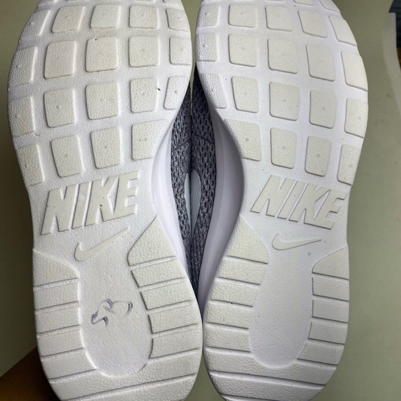 Nike Men's Training Athletic Running Shoes Gray Laced Up Comfort Size 8M - Picture 11 of 11